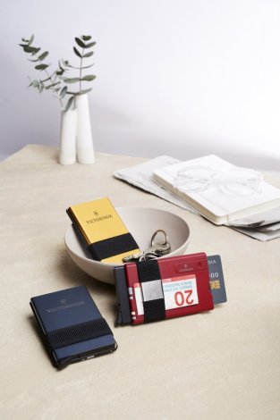 Smart Card Wallet Victorinox 0.7250.13 Červená