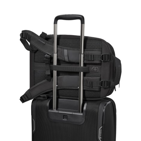Batoh Victorinox 612116 Touring 2.0 City Daypack Black