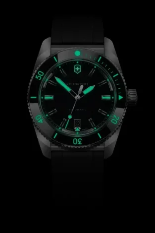 Hodinky Victorinox 242104  Maverick Automatic