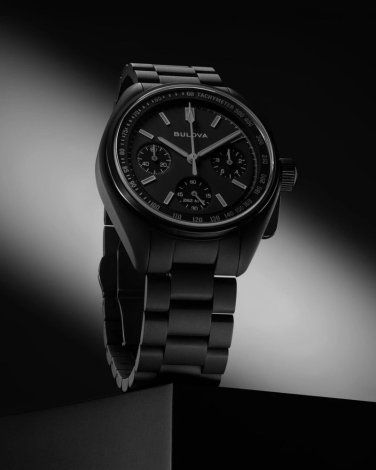 Hodinky Bulova 98A335 Lunar Pilot Chronograph The Black Hole Limited Edition
