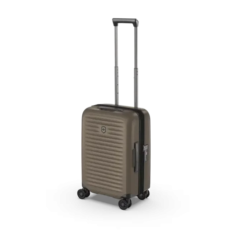Victorinox Airox 653876 Advanced Frequent Flyer Carry-On, Brown.