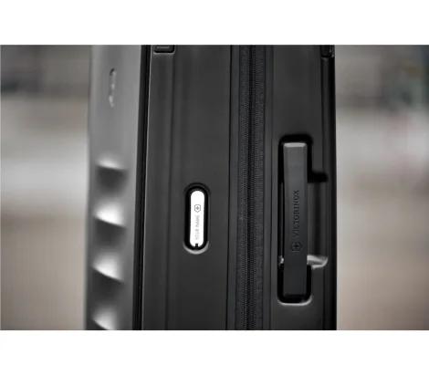 Victorinox 611759 Spectra 3.0 Expandable Medium Suitcase, Black