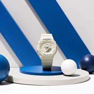 Hodinky Casio GMA-P2100BA-7AER