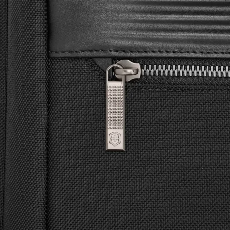 Mythic Freqeuent Flyer Carry-On Victorinox 653462 Black