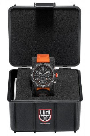Watches Luminox XB.3749
