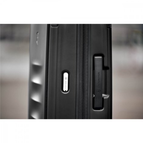 Kufr Spectra 3.0 Expandable Frequent Flyer Carry-On Victorinox 611755 Černý