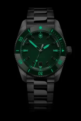 Hodinky Victorinox 242107 Maverick Automatic