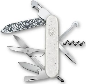 Kapesní nůž Companion Victorinox 1.3901.J25 Damask Limitovaná Edice 2025