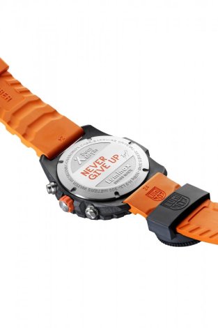 Watches Luminox XB.3749