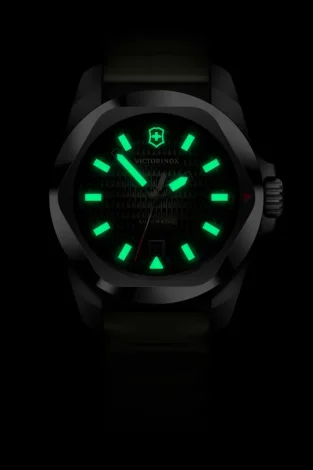 Hodinky Victorinox 242017.1 I.N.O.X.