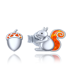 MINET Strieborné náušnice s veveričkou a orechom s opálom JMAN0345VE01