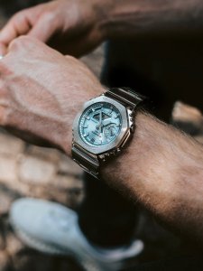 Hodinky Casio GM-2110D-2AER