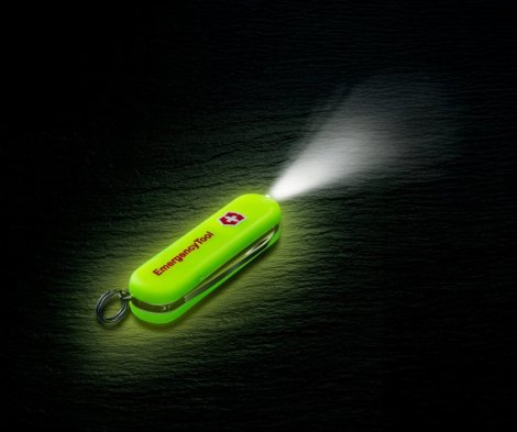 Vreckový nôž Victorinox 0.6226.E808 Signature Lite, núdzový nástroj