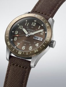 Hodinky Seiko HDB009K1