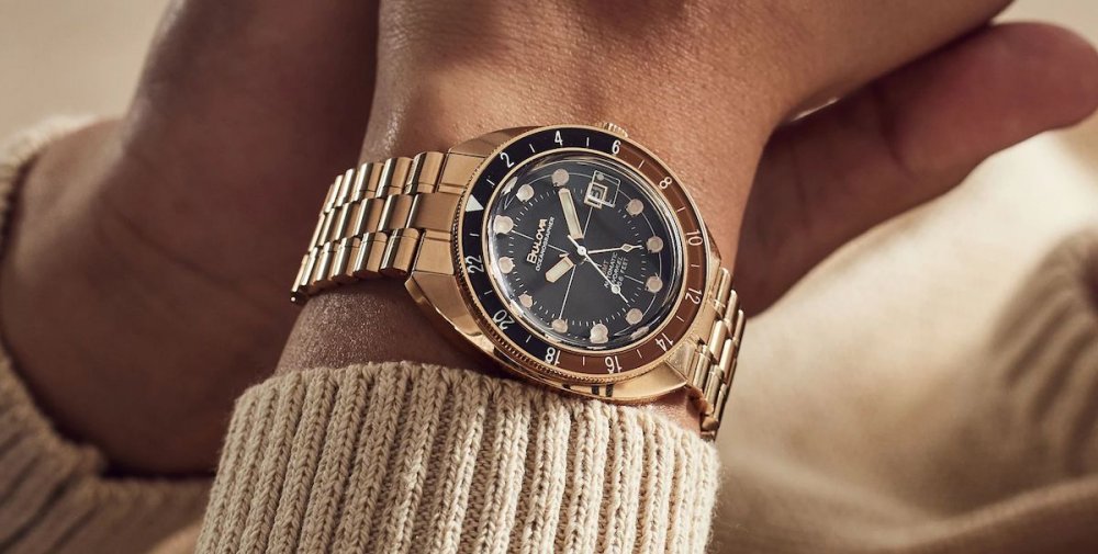 Recenzie Bulova Oceanographer GMT background