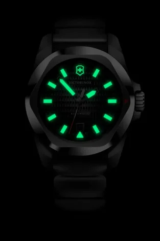 Hodinky Victorinox 242039 I.N.O.X.