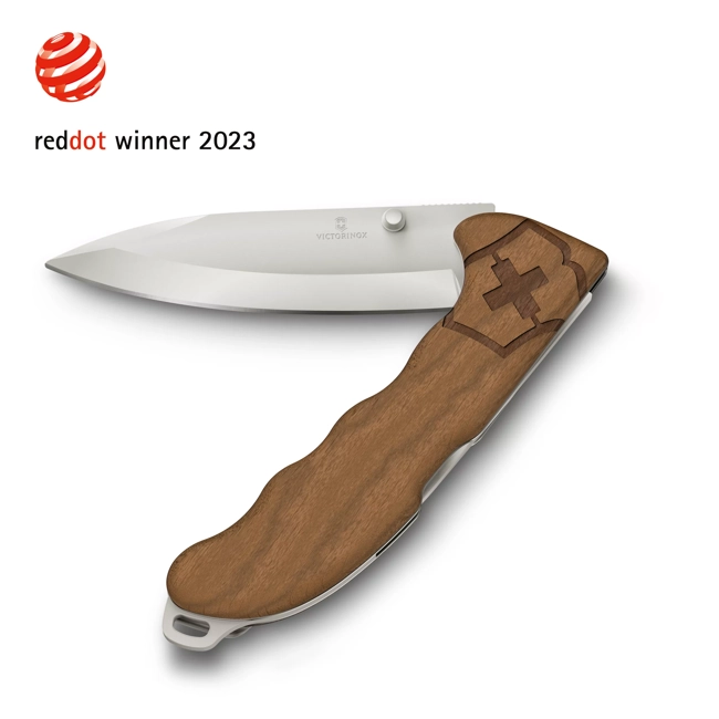 Levně Kapesní nůž Victorinox Evoke Wood 0.9415.D630